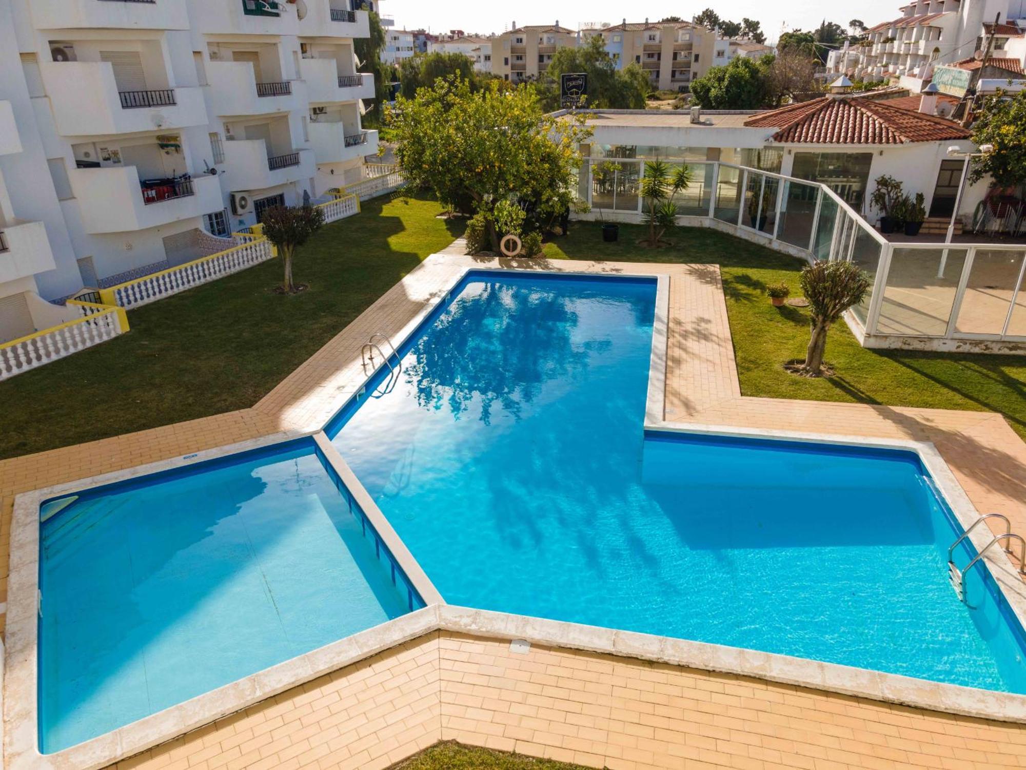 Santa Eulalia 2-Bedroom Apartment - Swimming Pool - Wifi Албуфейра Экстерьер фото